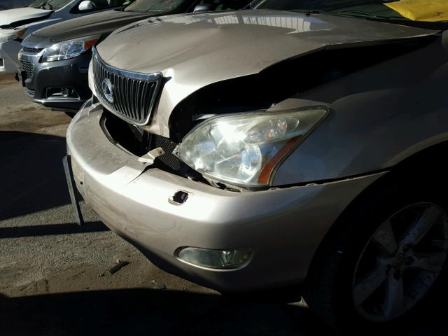 2T2HK31U27C006474 - 2007 LEXUS RX 350 GOLD photo 9