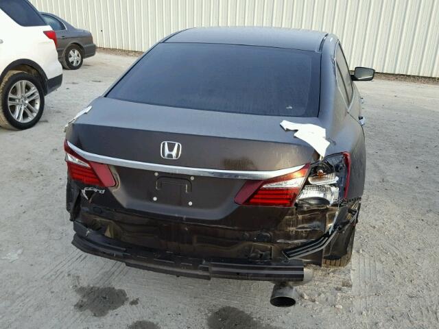 1HGCR2F31HA093201 - 2017 HONDA ACCORD LX BROWN photo 4