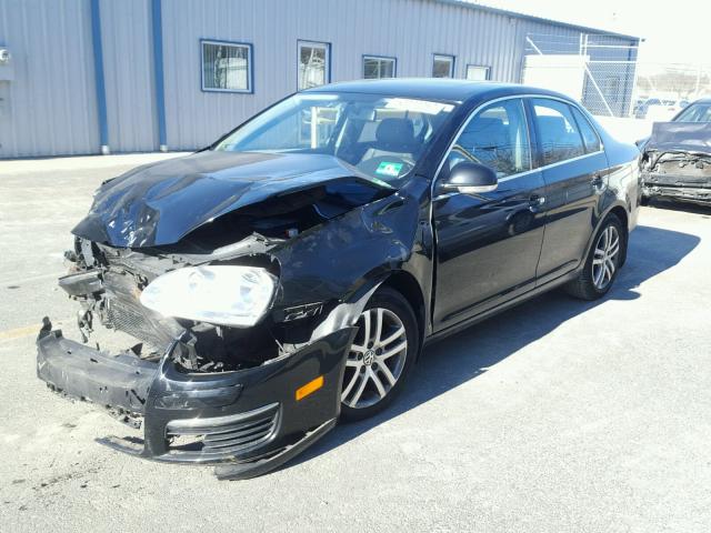 3VWST81KX6M776749 - 2006 VOLKSWAGEN JETTA TDI BLACK photo 2