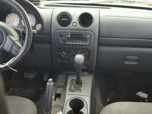 1J4GK48K33W547801 - 2003 JEEP LIBERTY SP SILVER photo 9