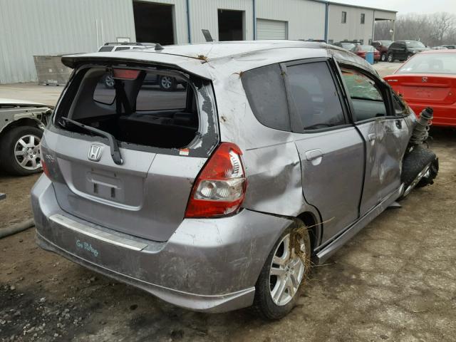 JHMGD38698S014684 - 2008 HONDA FIT SPORT GRAY photo 4