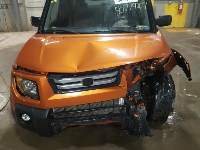 5J6YH28747L015564 - 2007 HONDA ELEMENT EX ORANGE photo 7