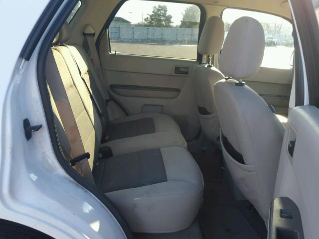 1FMCU03128KB52895 - 2008 FORD ESCAPE XLT WHITE photo 6