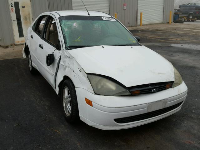 1FAFP343X3W334197 - 2003 FORD FOCUS SE C WHITE photo 1