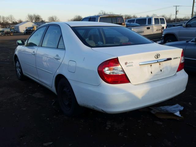 JTDBE32K120049687 - 2002 TOYOTA CAMRY LE თეთრი ფოტო 3