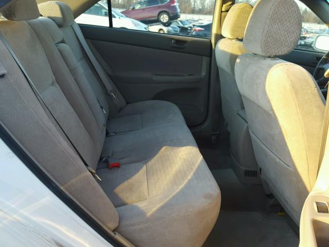 JTDBE32K120049687 - 2002 TOYOTA CAMRY LE თეთრი ფოტო 6