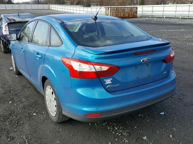 1FAHP3F26CL150230 - 2012 FORD FOCUS SE BLUE photo 3