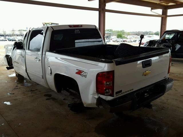 3GCRKTE3XAG286717 - 2010 CHEVROLET SILVERADO WHITE photo 3