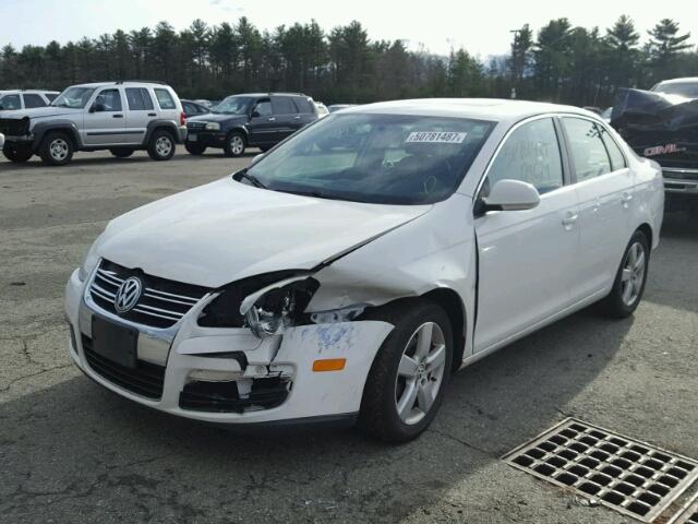 3VWRZ71KX9M035108 - 2009 VOLKSWAGEN JETTA SE WHITE photo 2