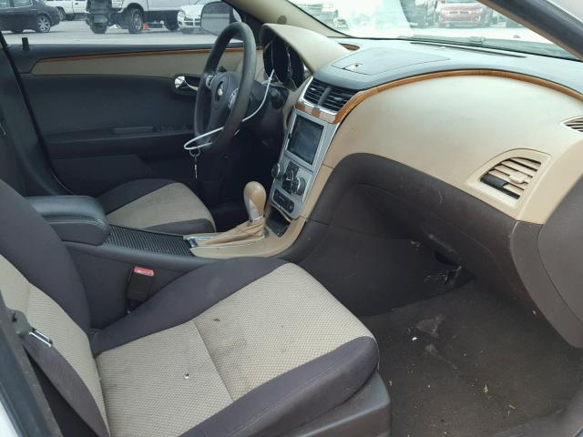 1G1ZC5EB7AF169493 - 2010 CHEVROLET MALIBU 1LT 白色 照片 5