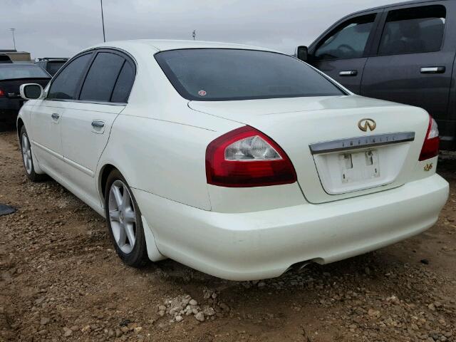 JNKBF01AX2M008437 - 2002 INFINITI Q45 WHITE photo 3