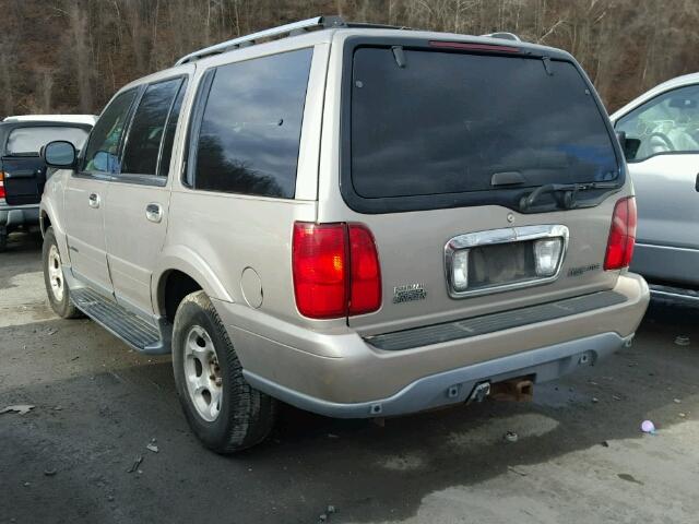 5LMFU28A3YLJ38867 - 2000 LINCOLN NAVIGATOR BEIGE photo 3