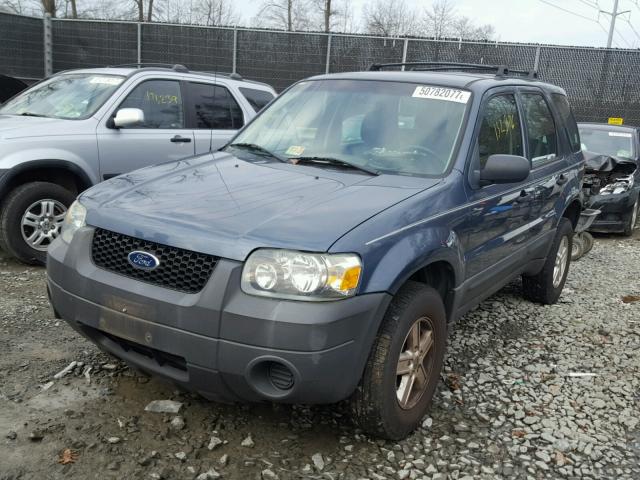 1FMYU02Z85KB85148 - 2005 FORD ESCAPE XLS BLUE photo 2