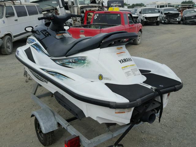 YAMA2849K001 - 2001 YAMAHA WAVERUNNER WHITE photo 3