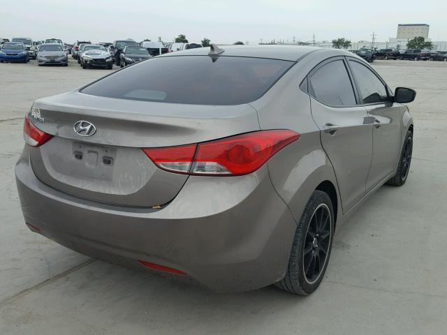 5NPDH4AEXBH060613 - 2011 HYUNDAI ELANTRA GL BROWN photo 4