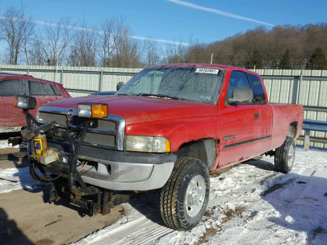 1B7KF23W51J215047 - 2001 DODGE RAM 2500 RED photo 2