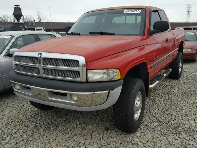 3B7KF23Z82M291599 - 2002 DODGE RAM 2500 RED photo 2