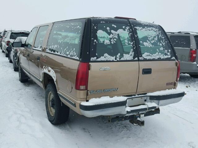 3GKGC26R9XG552436 - 1999 GMC SUBURBAN C TAN photo 3