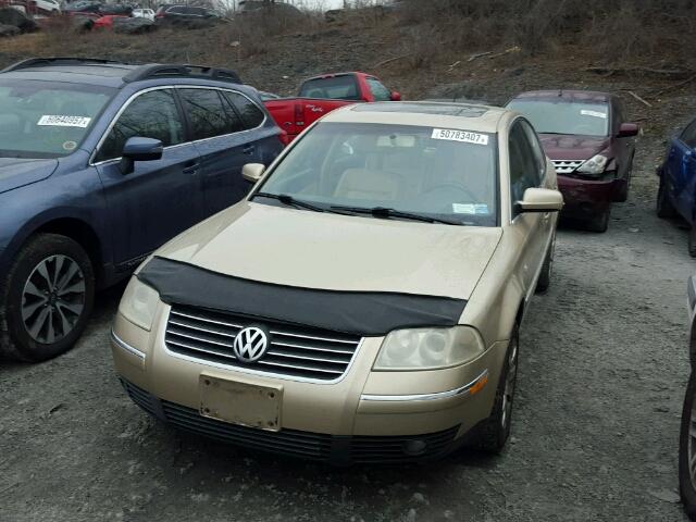 WVWPD63B41P209009 - 2001 VOLKSWAGEN PASSAT GLS GOLD photo 2