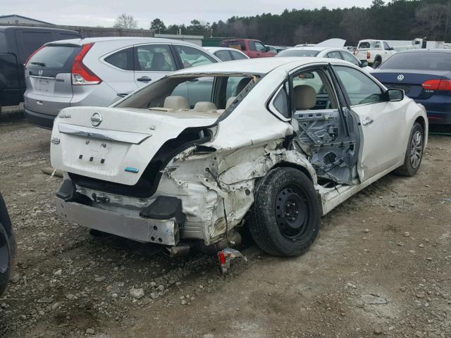 1N4AL3AP3DC158738 - 2013 NISSAN ALTIMA 2.5 WHITE photo 4