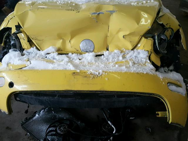 3VWCB21C22M442089 - 2002 VOLKSWAGEN NEW BEETLE 黄色 照片 7