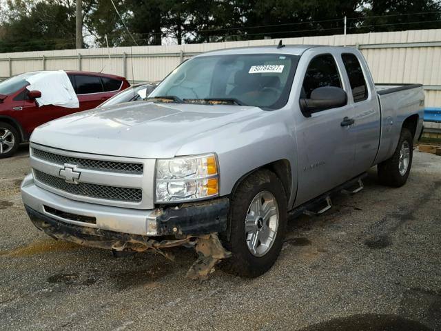 1GCSKSE31AZ149810 - 2010 CHEVROLET SILVERADO SILVER photo 2