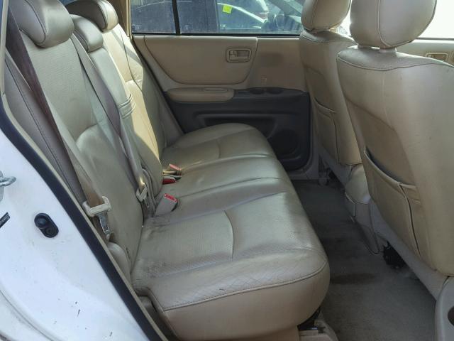 JTEGP21A640020333 - 2004 TOYOTA HIGHLANDER WHITE photo 6