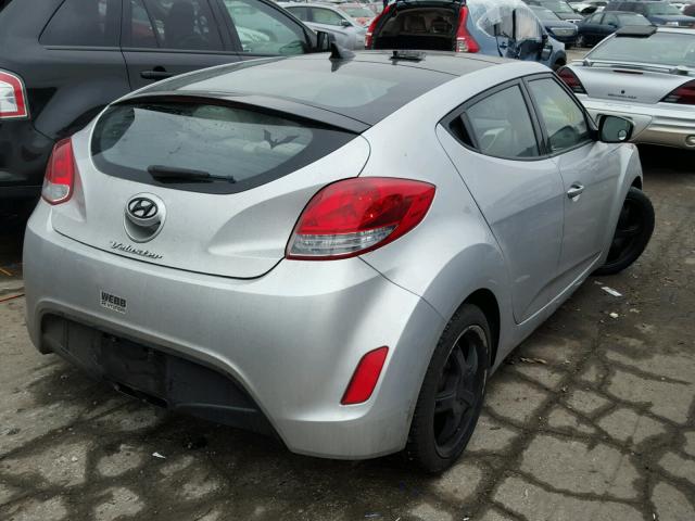 KMHTC6AD6CU028094 - 2012 HYUNDAI VELOSTER B SILVER photo 4