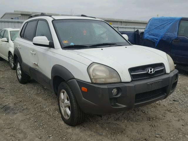 KM8JN72D45U051740 - 2005 HYUNDAI TUCSON GLS WHITE photo 1