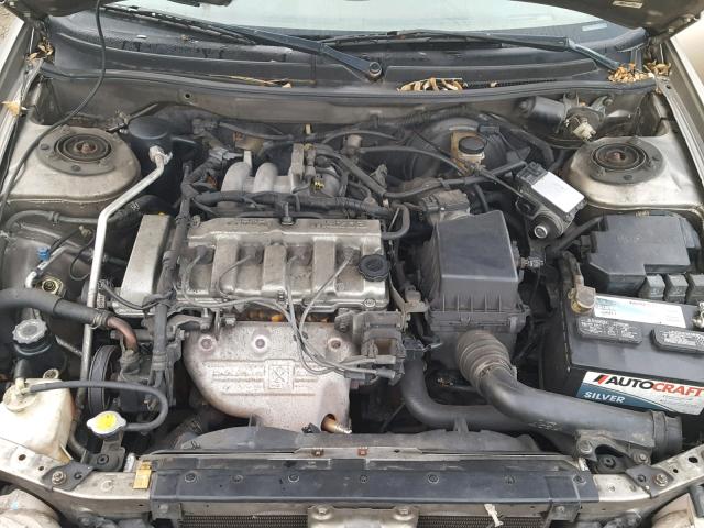 1YVGF22C825279813 - 2002 MAZDA 626 LX GOLD photo 7