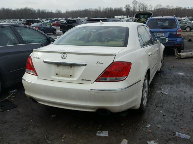 JH4KB16535C019741 - 2005 ACURA RL WHITE photo 4