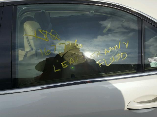 JH4KB16535C019741 - 2005 ACURA RL თეთრი ფოტო 9