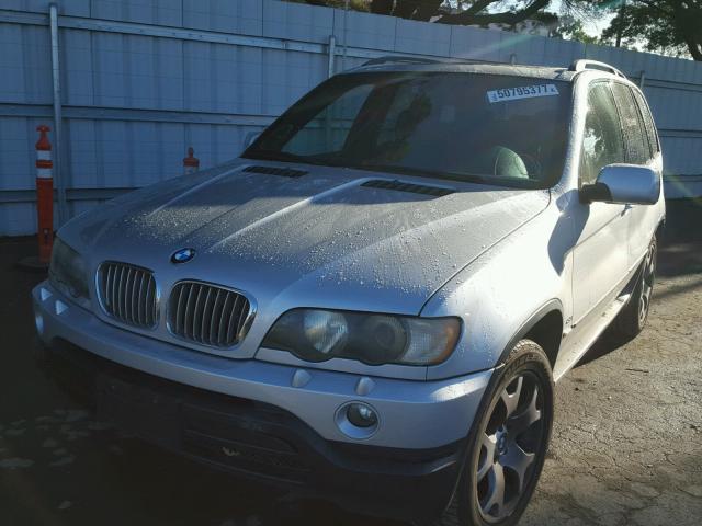 5UXFB33593LH45458 - 2003 BMW X5 4.4I SILVER photo 2