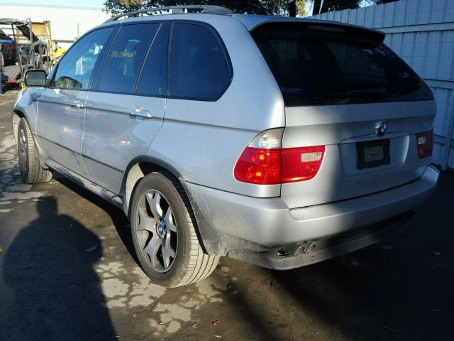 5UXFB33593LH45458 - 2003 BMW X5 4.4I SILVER photo 3