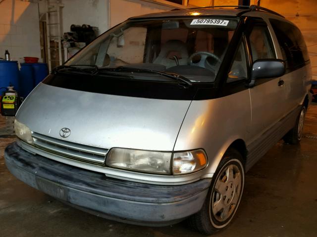 JT3AC11R8P1064102 - 1993 TOYOTA PREVIA DX SILVER photo 2