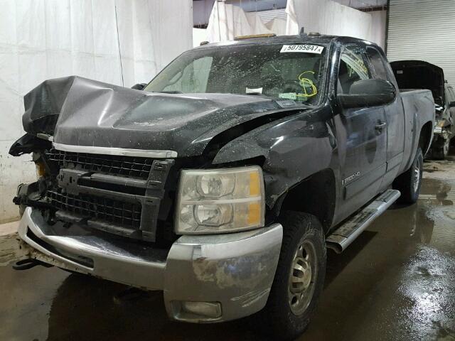 1GCHK29K38E107653 - 2008 CHEVROLET SILVERADO BLACK photo 2