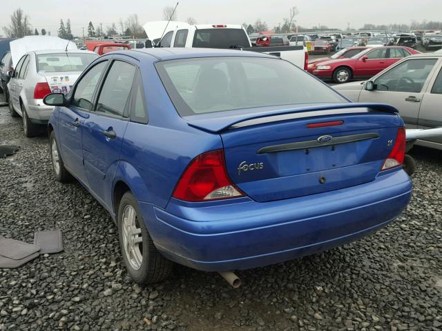 1FAHP34P13W130450 - 2003 FORD FOCUS SE BLUE photo 3