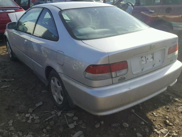 1HGEJ8245YL087939 - 2000 HONDA CIVIC EX SILVER photo 3