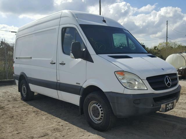 WD3PE7CC9B5508028 - 2011 MERCEDES-BENZ SPRINTER 2 WHITE photo 1