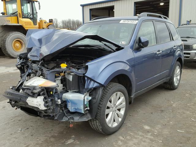 JF2SHADC5CH415303 - 2012 SUBARU FORESTER 2 BLUE photo 2