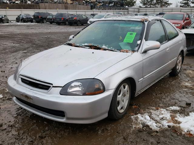 1HGEJ814XWL116558 - 1998 HONDA CIVIC EX SILVER photo 2