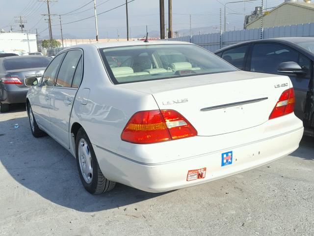 JTHBN30F610037134 - 2001 LEXUS LS 430 WHITE photo 3