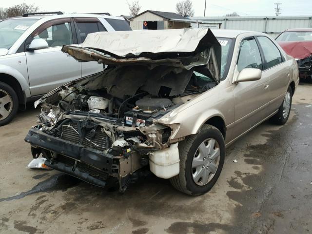 4T1BG22K51U111325 - 2001 TOYOTA CAMRY CE GOLD photo 2