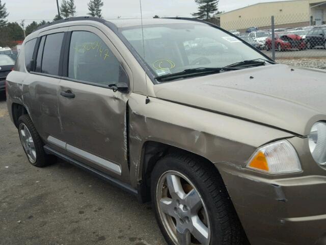 1J8FF57W37D144718 - 2007 JEEP COMPASS LI BEIGE photo 9