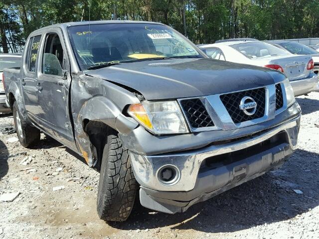 1N6AD07U78C443982 - 2008 NISSAN FRONTIER C GRAY photo 1