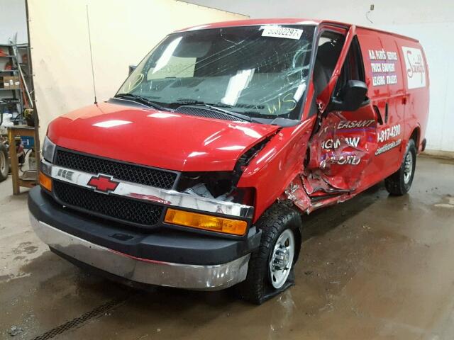 1GCZGTBG4D1175799 - 2013 CHEVROLET EXPRESS G3 RED photo 2