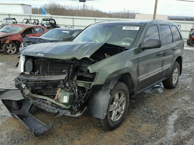 1J8GR48K17C688819 - 2007 JEEP GRAND CHER GREEN photo 2