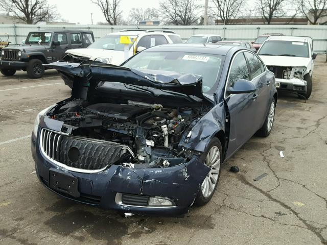 W04GT5GC4B1000108 - 2011 BUICK REGAL CXL BLUE photo 2