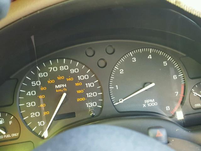 1G8ZH1278WZ206407 - 1998 SATURN SC2 WHITE photo 8