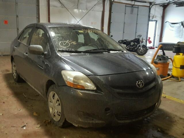 JTDBT923271112492 - 2007 TOYOTA YARIS GRAY photo 1